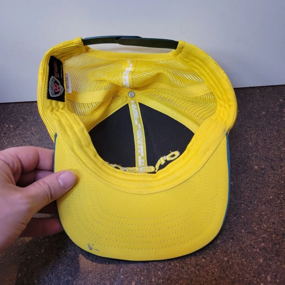 NFL Oregon Ducks Top of the World Trucker Hat Womens One Size Green Yellow